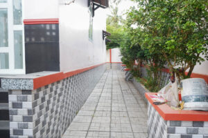 DSC01628 300x200