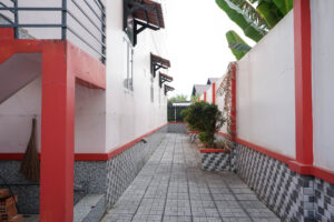 DSC01630 300x200